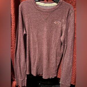 Hollister Men's Burgundy Thermal Shirt